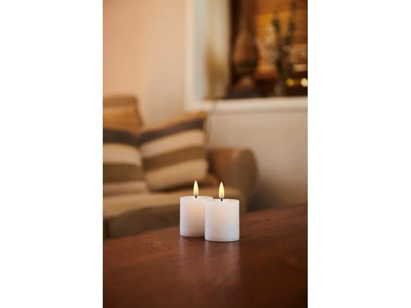Sirius LED-Kerzen Set Sille Mini, Ø5x6.5 cm, Weiss, Wiederaufladbar 3 Sirius LED-Kerzen Set Sille Mini, Ø5x6.5 cm, Weiss, Wiederaufladbar – Bild 3