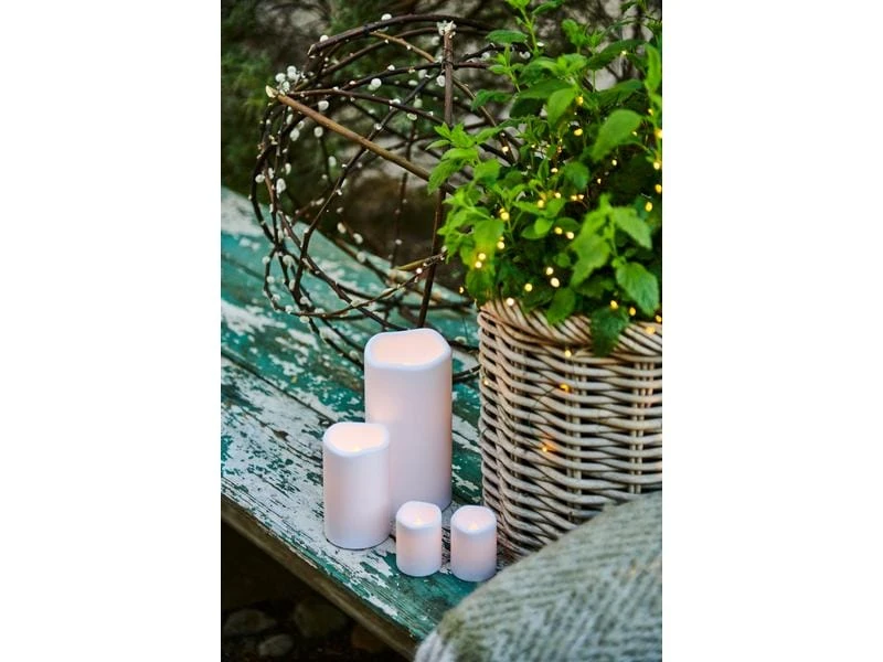 Sirius LED-Kerze Storm Outdoor, Ø 10 x 20 cm, Weiss 6 Sirius LED-Kerze Storm Outdoor, Ø 10 x 20 cm, Weiss – Bild 6
