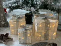 Dameco LED-Figur Geschenkboxen, 3 Stück, Silber -Weihnachtsbeleuchtung Verkäufe 227756797 xxl